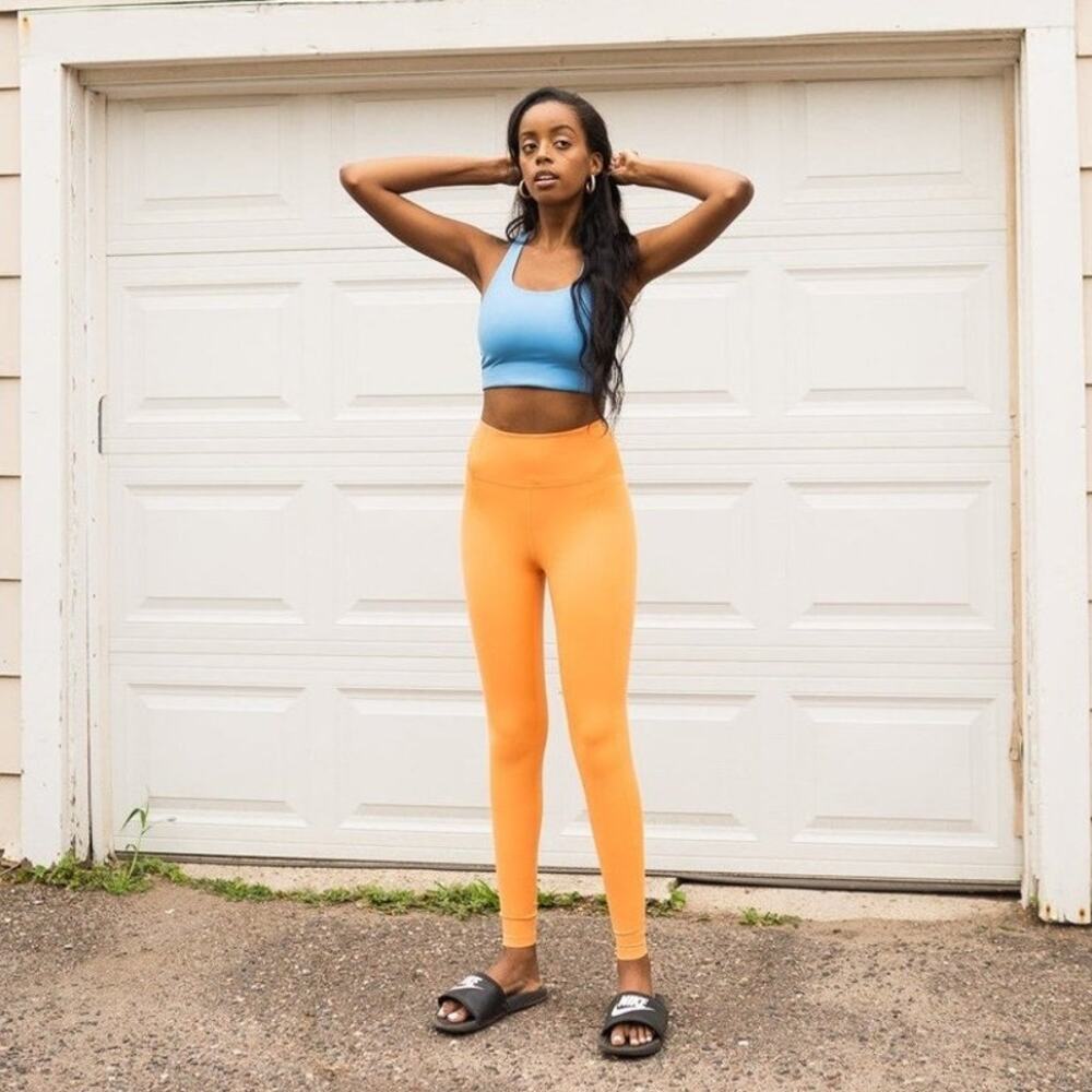 girlfriend collective Horizon Compressive Pocket Leggings Light Orange Womens XS